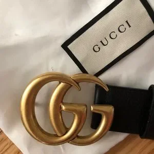 Authentic Black Gucci Belt with Gold Hardware. Minimal wear. Authentic Gucci Black Leather Belt 85-34 (414516 AP00T) READ  main image 3